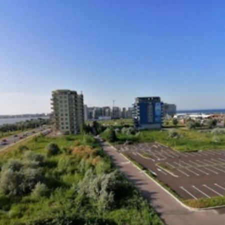 Zenstay Summerland Mamaia Εξωτερικό φωτογραφία