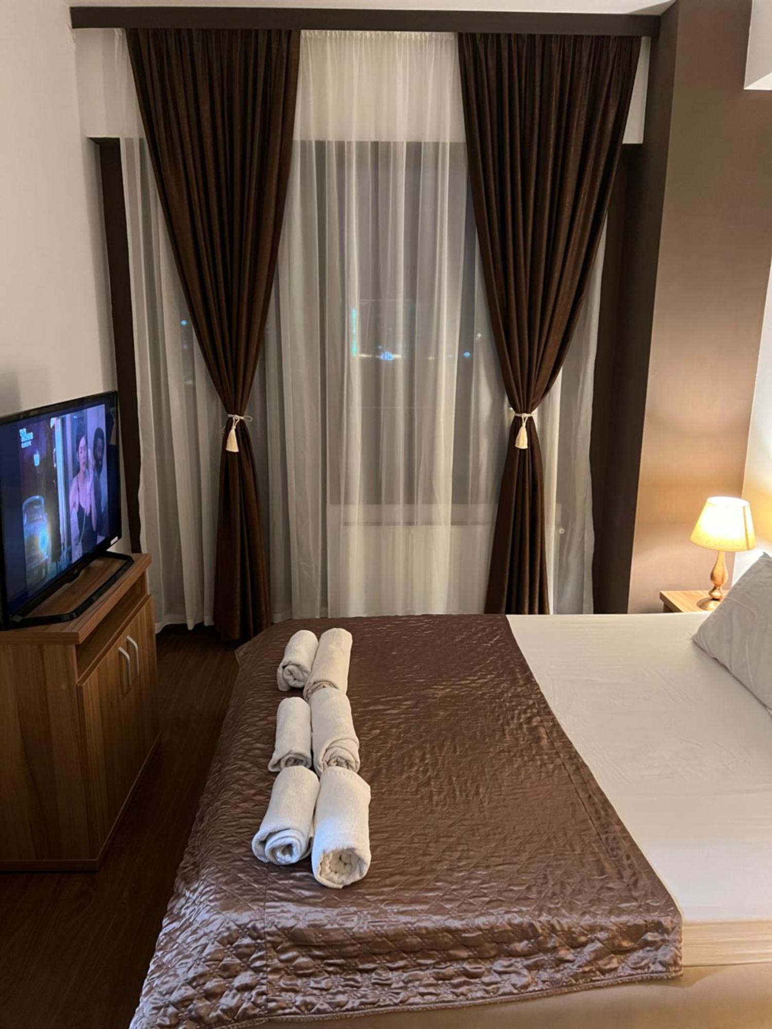 Zenstay Summerland Mamaia Εξωτερικό φωτογραφία